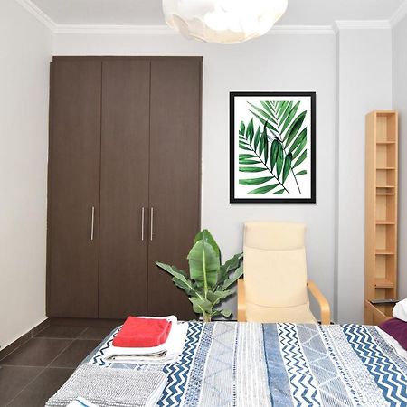 Modern Apartment In The Heart Of The City Лариса Екстер'єр фото